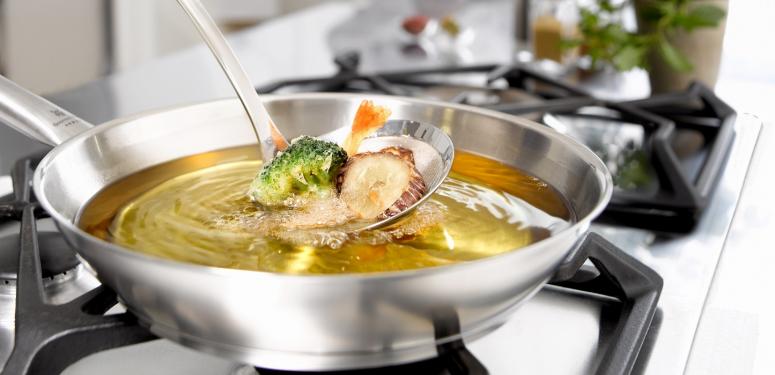 油の再利用-オリーブオイル 油の再利用-オリーブオイル