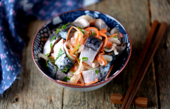 鯖と白菜のアヒージョ